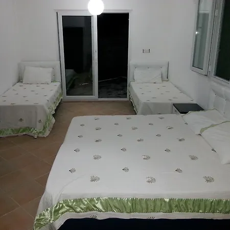 Coral Hotel 3*