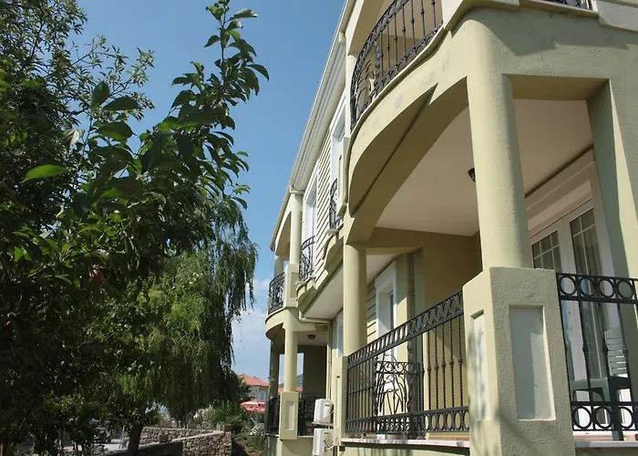 Coral Ολουντενίζ